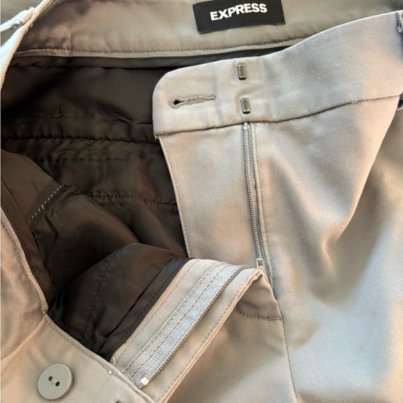 Express Columnist Ankle Mid Rise Pants - Picture 2 of 8